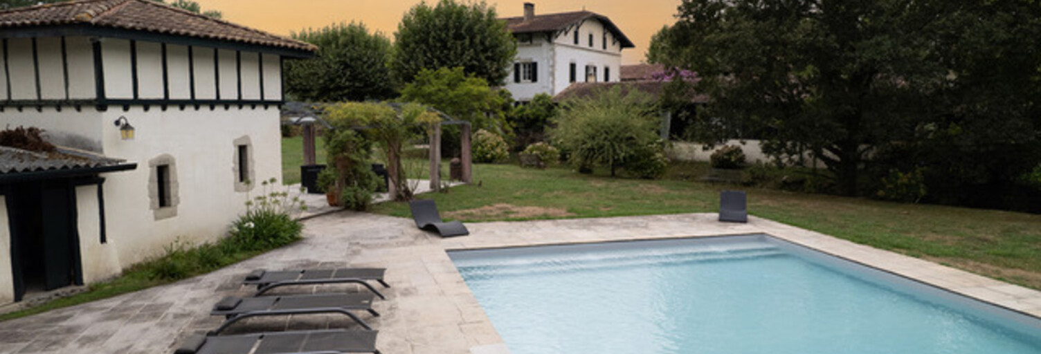 Maison 10 Pièces 400 m² à vendre à Saint-Martin-de-Seignanx (40390)