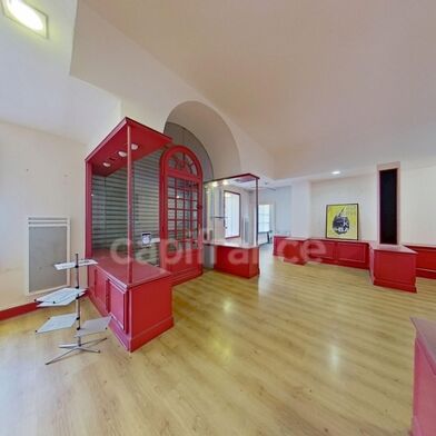 Commerce 10 pièces 99900 €