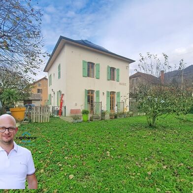 Maison 5 pièces 404000 €