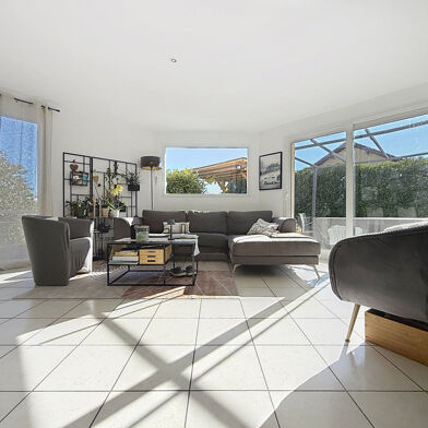 Maison 6 pièces 695000 €