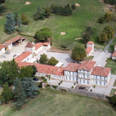 Maison 15 pièces 2950000 €