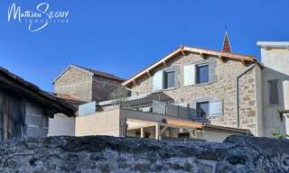 Maison 8 Pièces 216 m² à vendre à Saint-Martin-en-Haut (69850)