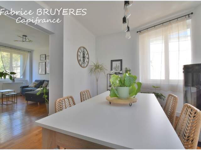 Maison à vendre 7 pièces USSEL (19) — photo du bien