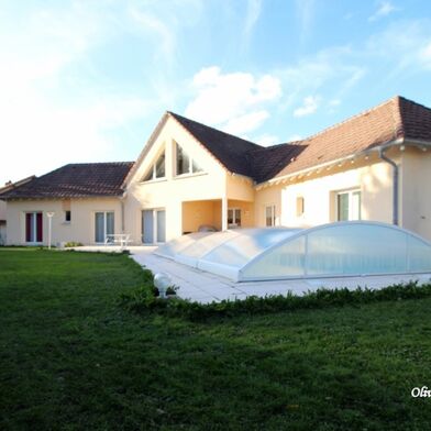 Maison 9 pièces 525000 €