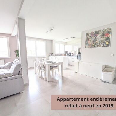 Appartement 4 pièces 379900 €