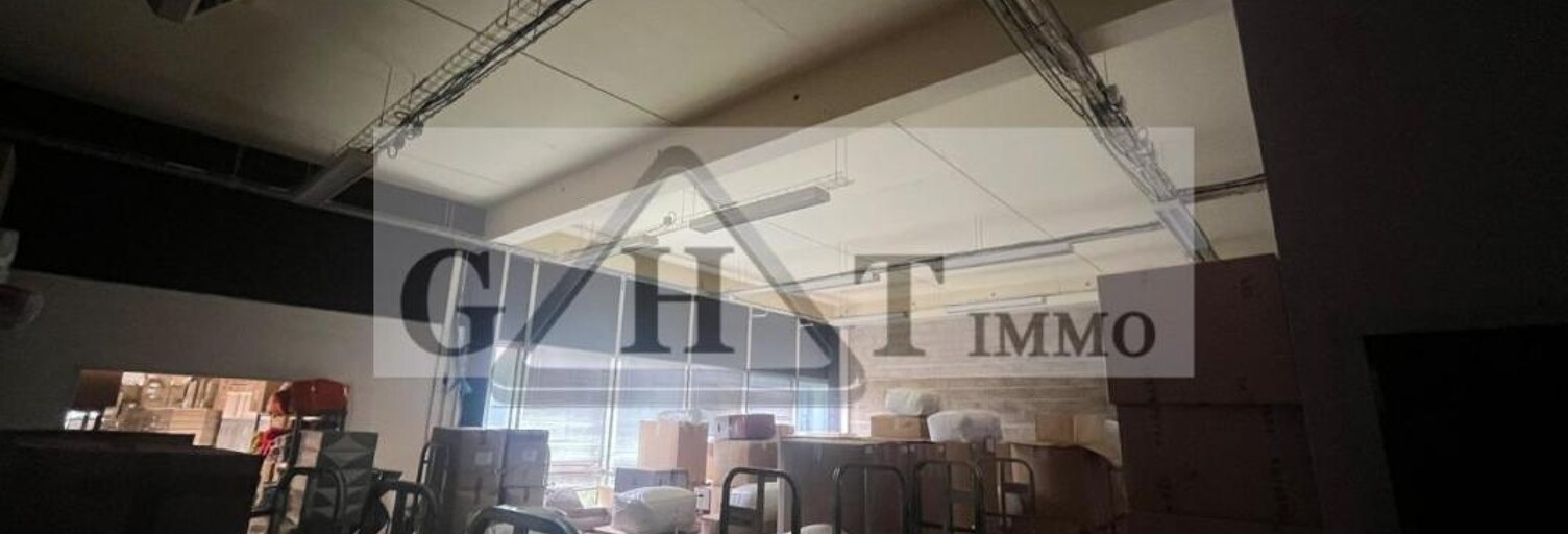 Local industriel  698 m² à louer à Roissy-en-France (95700)