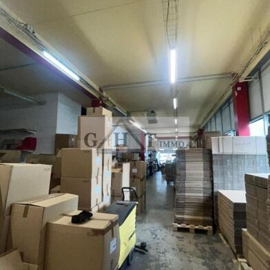 Local industriel  2949 €