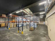 A LOUER -ENTREPOT/BUREAUX DE 1160M²- A NOISY-LE-GRAND — photo 4