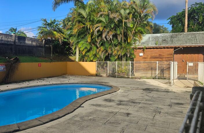 Appartement T3  À Vendre Baie-Mahault résidence sécurisée avec piscine — photo 5