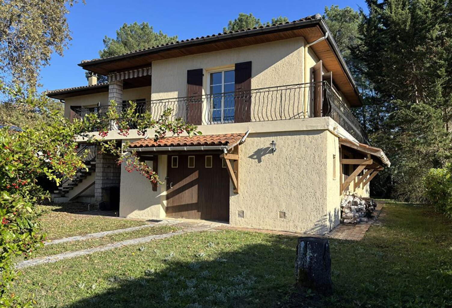 Maison traditionnelle 180 m2 sur terrain de 1588 m2 — photo 1