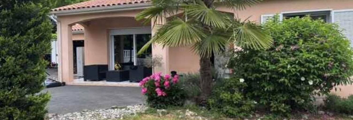 Maison 6 Pièces 137 m² à vendre à Terrasson-Lavilledieu (24120)