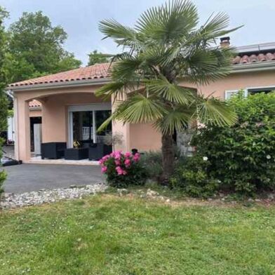 Maison 6 pièces 337920 €