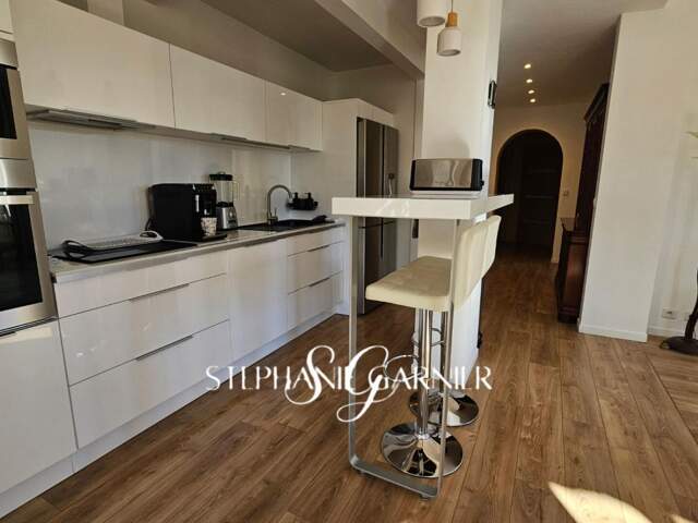 Maison familiale, 3 logements, garage, atelier et jardin ! — photo du bien