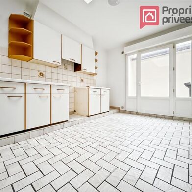 Maison 5 pièces 151900 €