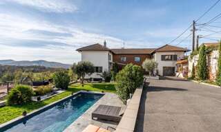 Maison 7 Pièces 200 m² à vendre à Massieux (01600)