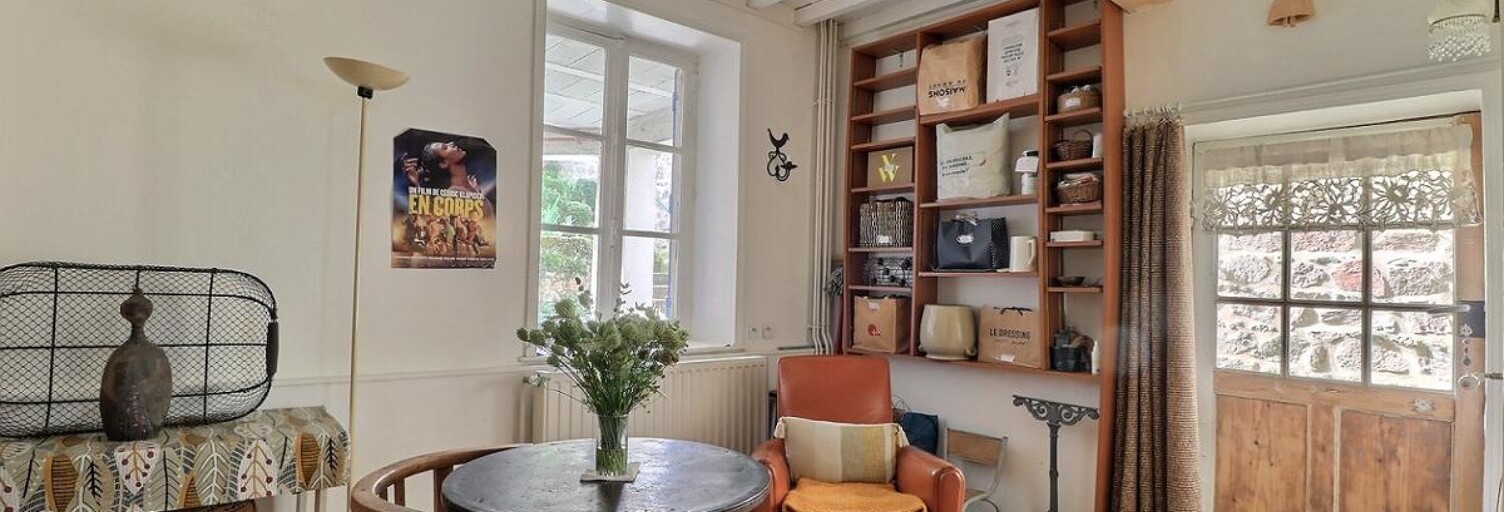 Maison 4 Pièces 84 m² à vendre à Saint-Pierre-le-Vieux (71520)