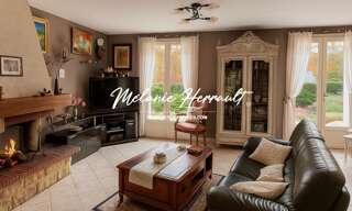 Maison 9 Pièces 223 m² à vendre à Challes (72250)