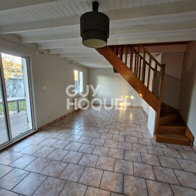 Maison 5 pièces 1535 €