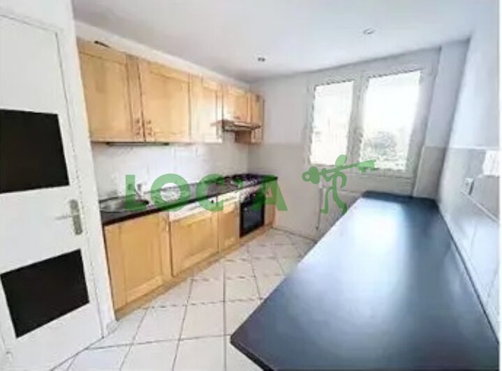 Photo Location T4 74 m² à Quetigny 987 ¤ CC /mois image 2/4