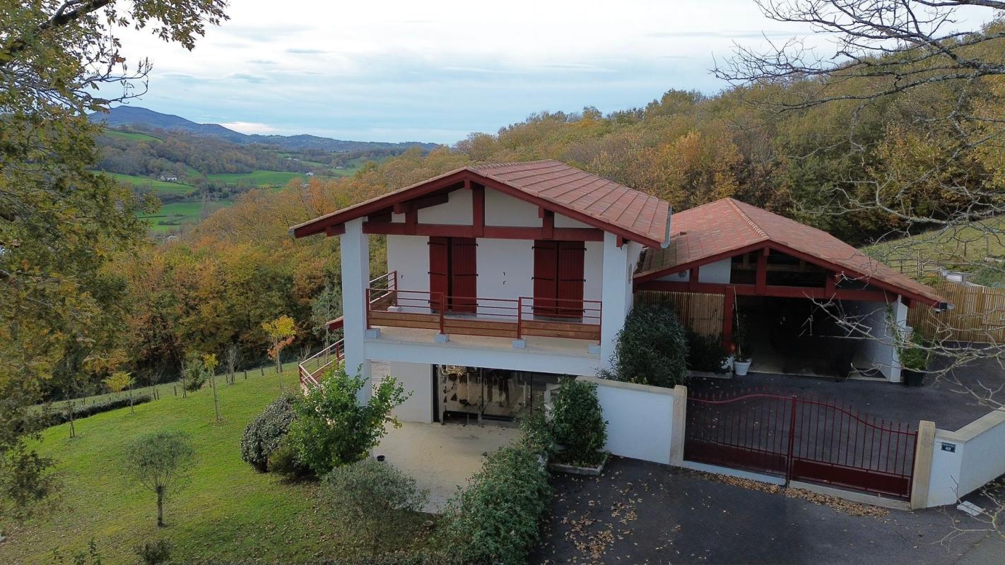 Villa / Maison  T4 à vendre Hasparren 64240