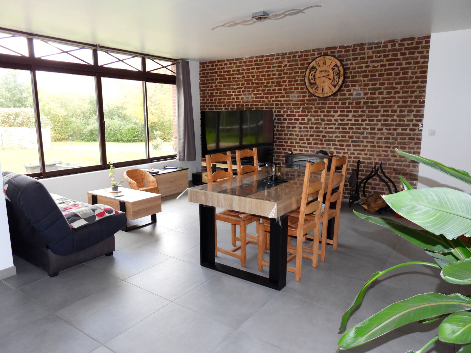 Photo Ancienne maison en briques rénovée sur l'Axe Fécamp Goderville image 3/4