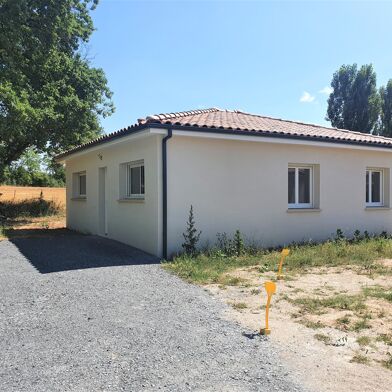 Maison 4 pièces 850 €