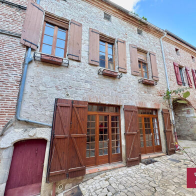 Maison 7 pièces 75600 €