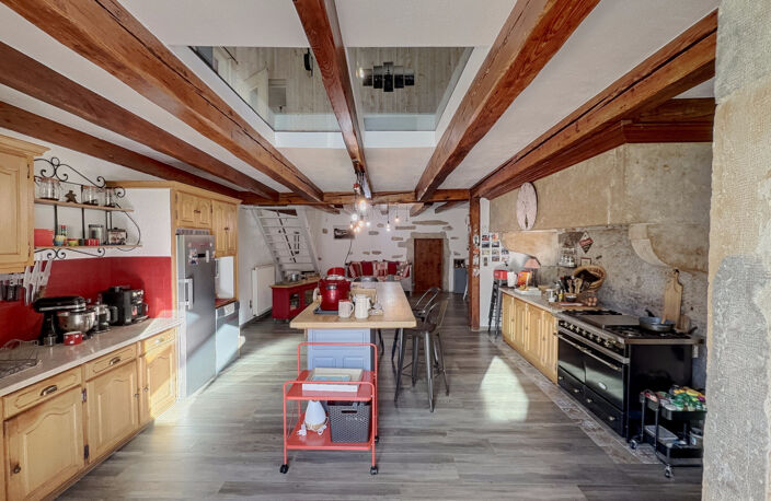 PROCHE MAICHE - MAGNIFIQUE ANCIENNE FERME — photo 5