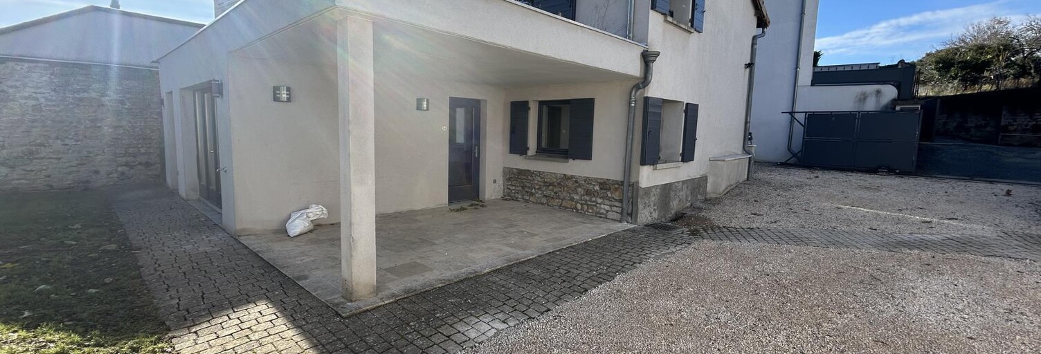 Maison 4 Pièces 106 m² à louer à Saint-Didier-au-Mont-d'Or (69370)