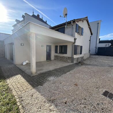Maison 4 pièces 2200 €