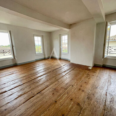 Appartement 4 pièces 97800 €