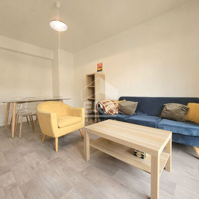 Appartement 3 pièces 800 €