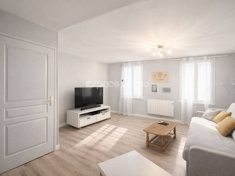 Immeuble de rapport - Hyper centre de Malaunay - Appartement et local commercial — photo 1