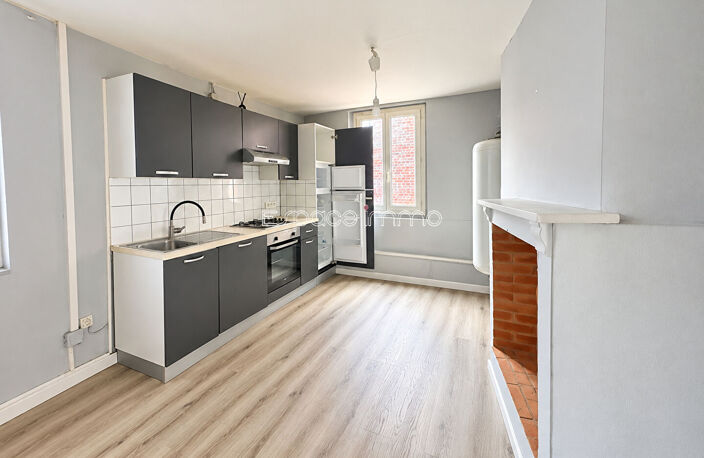 Immeuble de rapport - Hyper centre de Malaunay - Appartement et local commercial — photo 3