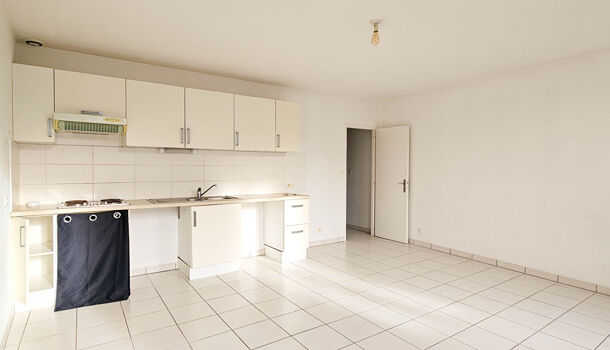 Appartement 3 pièces  à louer Rochelle (La) 17000