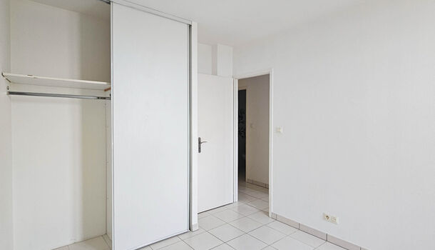 Appartement 3 pièces  à louer Rochelle (La) 17000