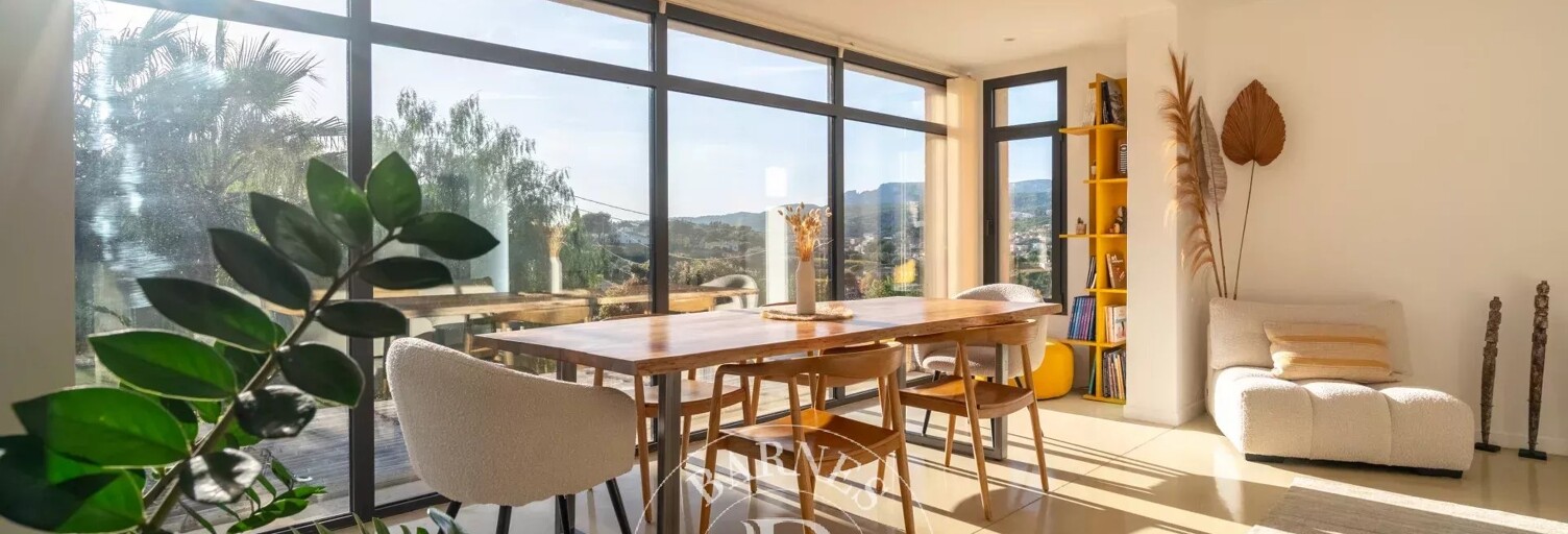Maison 5 Pièces 177 m² à vendre à Cassis (13260)