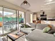Rez-de-jardin, T2 de 44m² avec terrasse + garage — photo 2