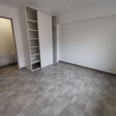 Appartement 3 pièces 630 €
