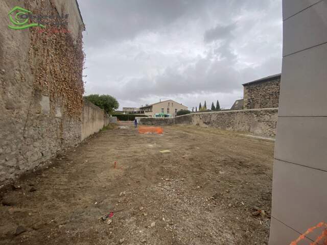 Terrain constructible — photo du bien