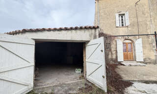 Garage  250 m² à vendre à Régusse (83630)