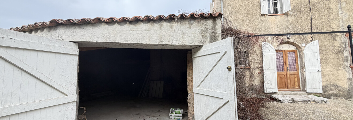 Garage  250 m² à vendre à Régusse (83630)