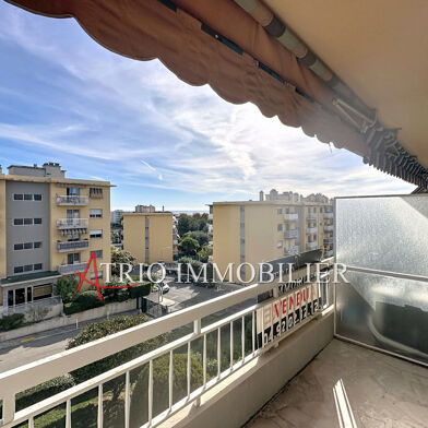 Appartement 2 pièces 220500 €