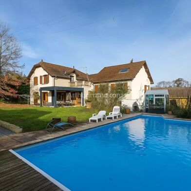 Maison 9 pièces 490000 €