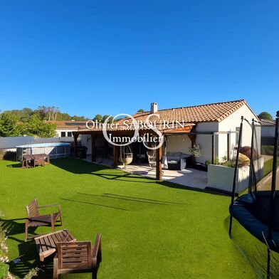 Appartement 4 pièces 405000 €