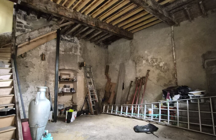 Bel opportunité immeuble de 110m2, centre historique de Roma — photo 2