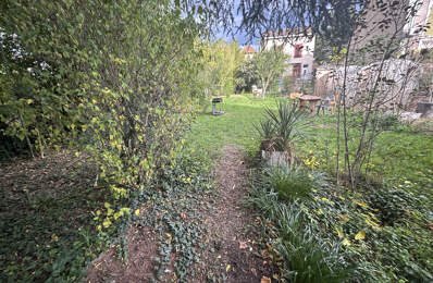 A vendre terrain constructible de 400 m2, centre ville de RO — photo du bien