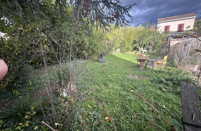 A vendre terrain constructible de 400 m2, centre ville de RO — photo 2