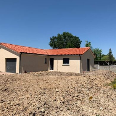 Maison 4 pièces 1050 €