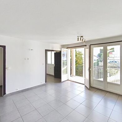 Appartement 4 pièces 82000 €